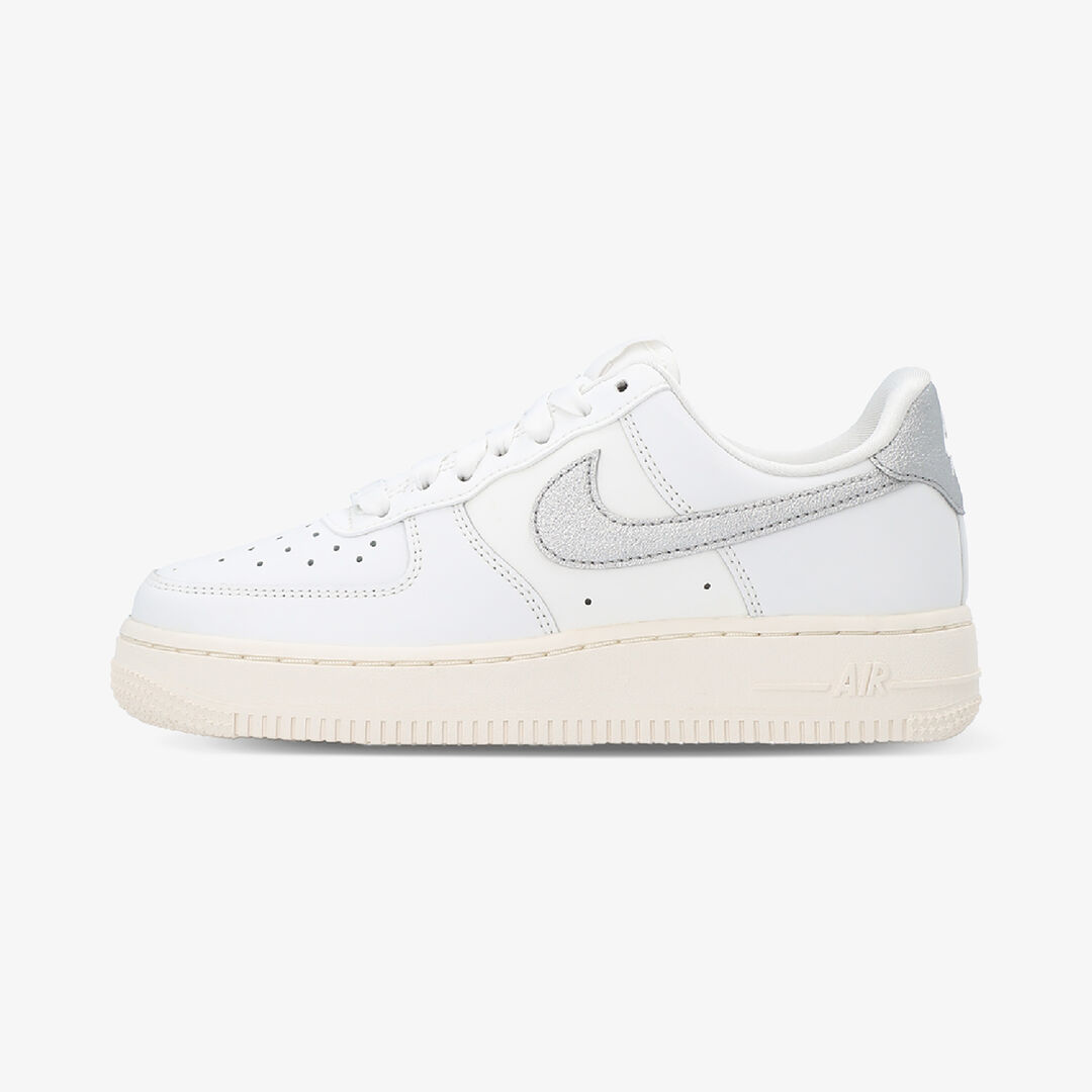 Женские кеды Nike Air Force 1 '07 Ess Trnd, Белый Nike DQ7569N06-100 фото 1