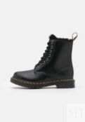 Ботильоны на шнуровке Dr. Martens, черный DO211Y005-C11 | black фото 2