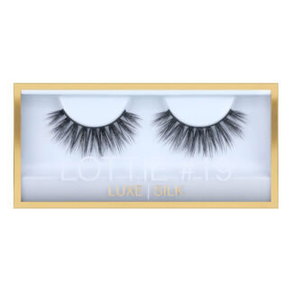 LASHES LOTTIE 19 Накладные ресницы HUDA BEAUTY