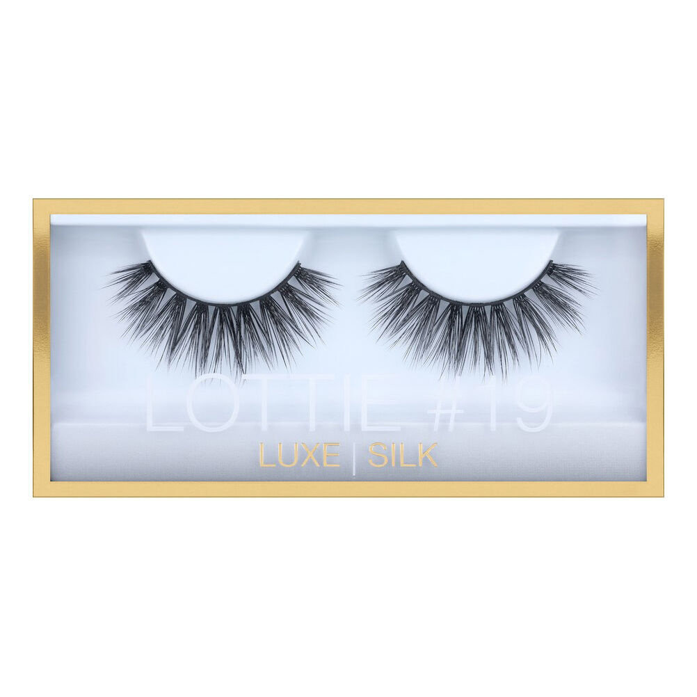 LASHES LOTTIE 19 Накладные ресницы HUDA BEAUTY 6291106033496 фото 1