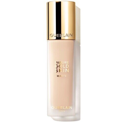 Parure Gold Skin Matte SPF15-PA+++ Ухаживающее тональное средство с матовым G043612 фото 1