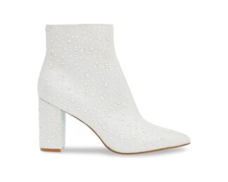 Ботинки Cady Dress Bootie Blue by Betsey Johnson, жемчуг