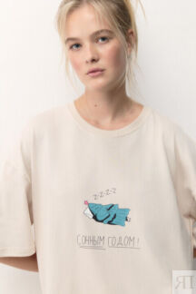 Футболка oversize с новогодним принтом befree