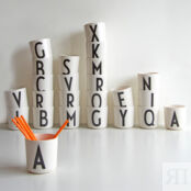 Design Letters Чашка E 7,5x7 см черно-белая Melamin Becher Design Letters фото 3